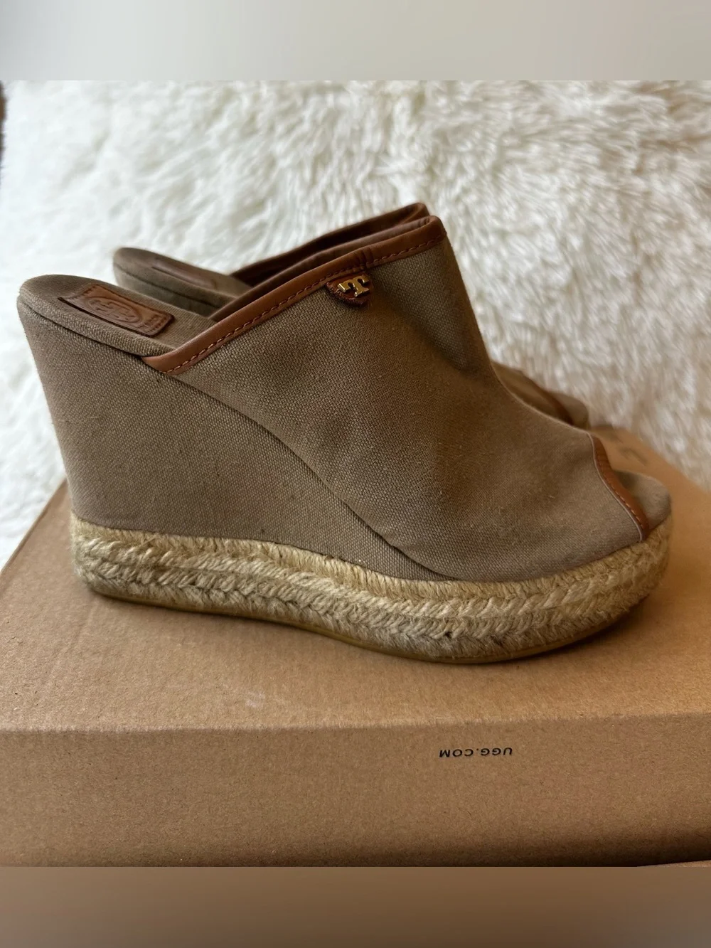 Tory Burch Agatha Canvas Espadrille Wedge Mule Sandals Tan Size 9.5 Peep Toe